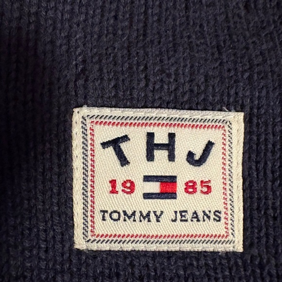 TOMMY HILFIGER Navy Sweater with Red and White Stripes - Men’s Large - Picture 3 of 7